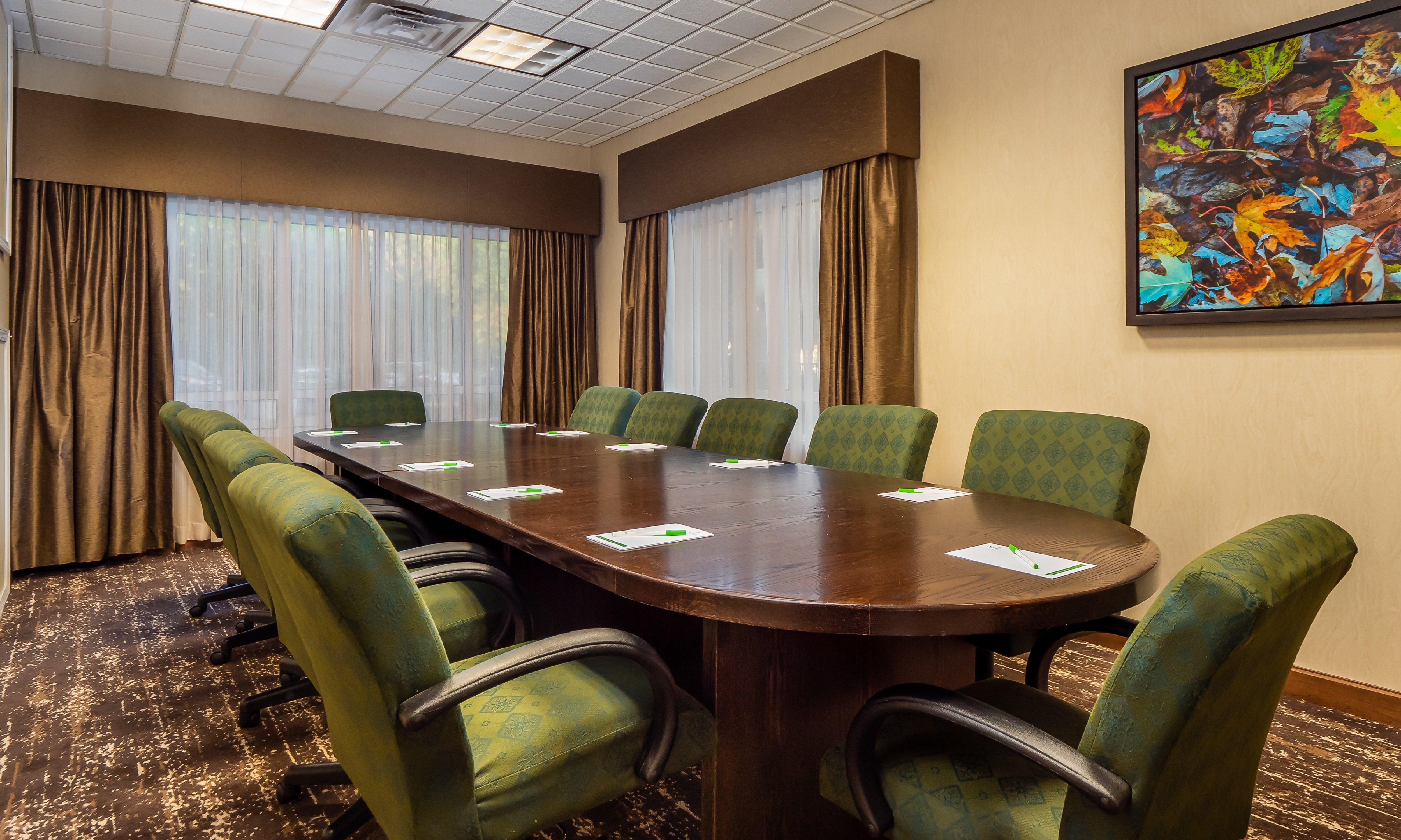 Holiday Inn Conference Center Marshfield, An Ihg Hotel Bagian luar foto