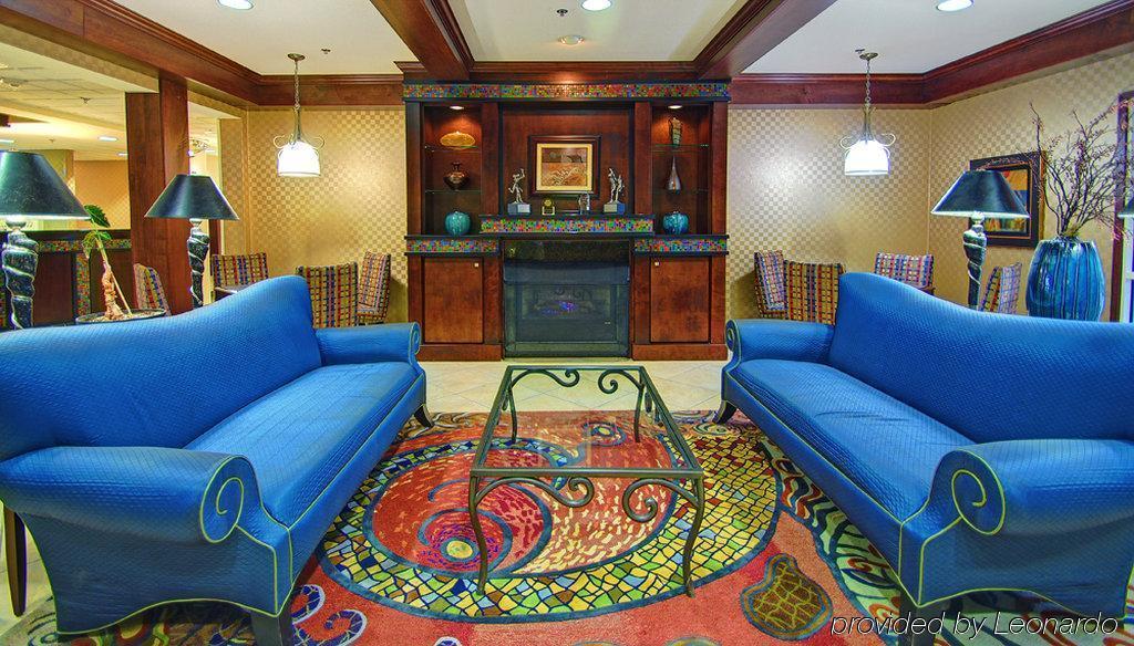 Holiday Inn Conference Center Marshfield, An Ihg Hotel Bagian luar foto